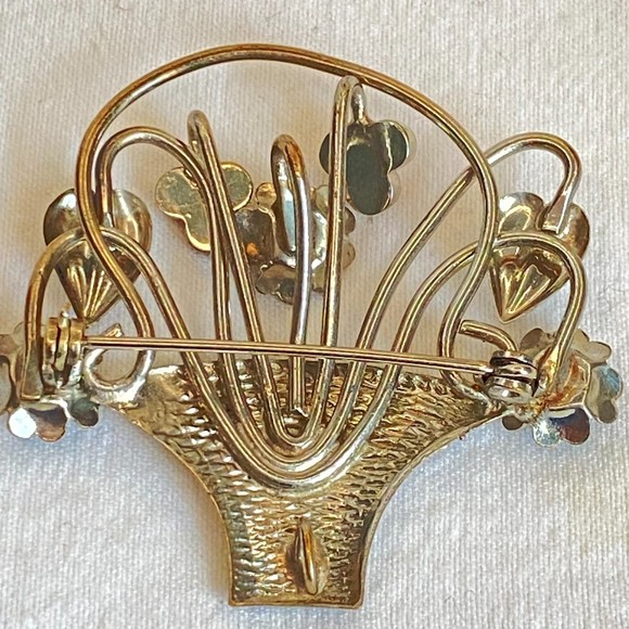 Silver Tone Brooch/Pendant Multicolor Rhinestone Flowers In Woven Basket - Picture 4 of 7